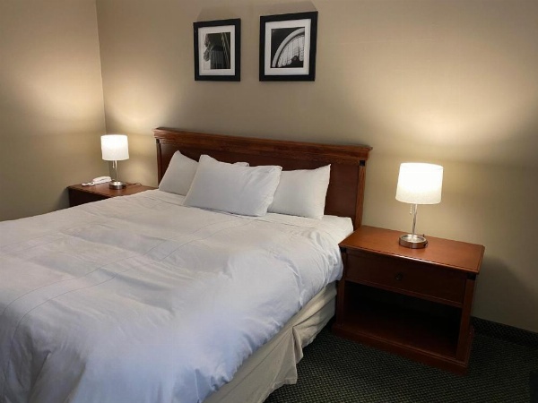 Diamond Motel - Abilene image 17