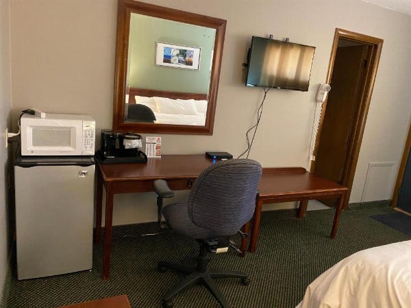 Diamond Motel - Abilene image 18