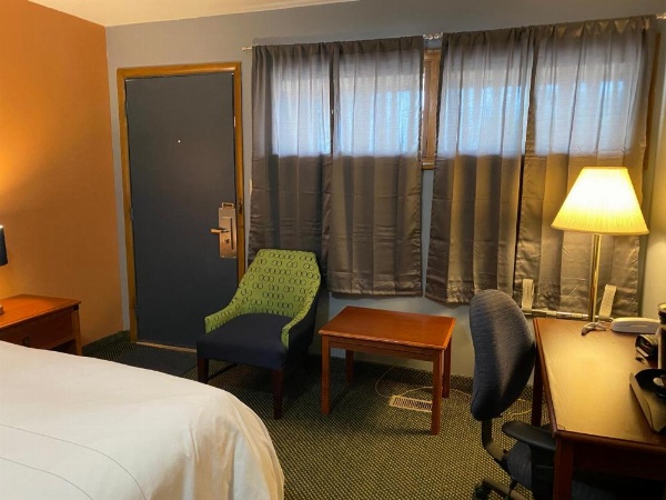 Diamond Motel - Abilene image 22