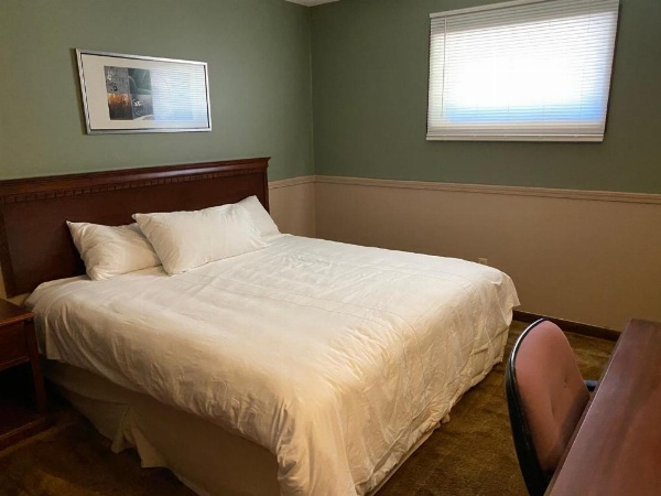 Diamond Motel - Abilene image 47